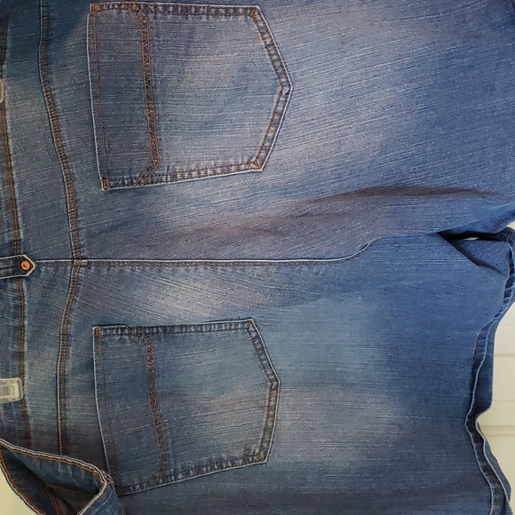 Gloria Vanderbilt short,s - Picture 3 of 4